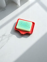 Load image into Gallery viewer, Egyptian Miracles Golden Oasis Shampoo Bar - Vegan and Cruelty Free with Free Reusable Bag and Free Shampoo Bar Dish